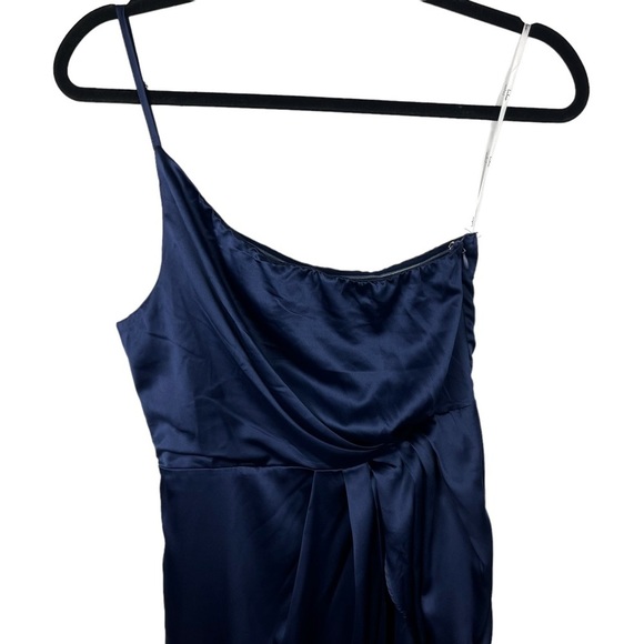 Lulus Navy Blue Satin One-Shoulder Asymmetrical Midi Dress size Small NWT - Picture 11 of 16